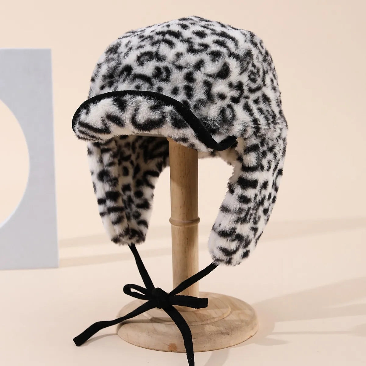Winter Hats Woman Leopard Print Faux Fur Earflap Hat