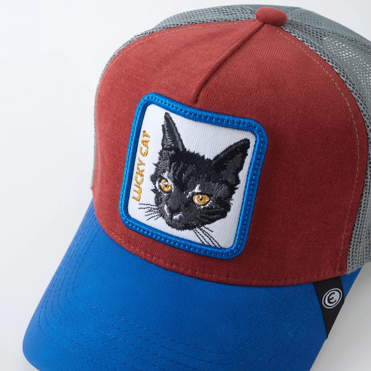 1PC Mesh Baseball Hat, Breathable, Embroidered Lucky Cat Patch, Color Block Streetwear