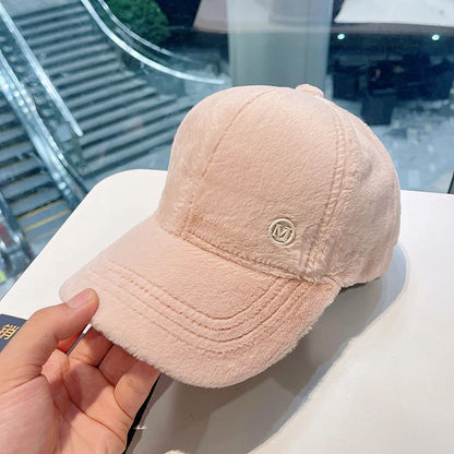 M-Letter Versatile Baseball Cap for Autumn and Winter