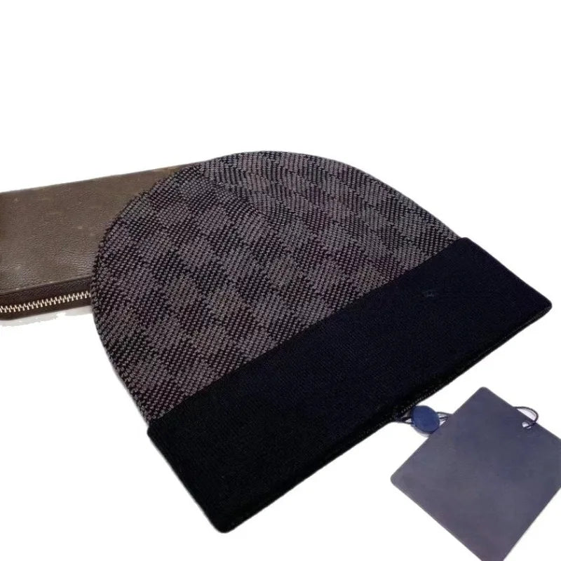 Hip Hop Women's New Versatile Letter Rolled Edge Woolen Hat