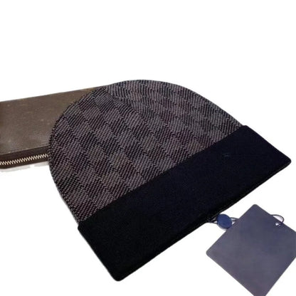 Hip Hop Women's New Versatile Letter Rolled Edge Woolen Hat