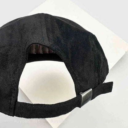 New Korean Patch R Letter Baseball Hats Flat Eave Versatile Suede Peaked Caps Niche Fashion Retro Simple