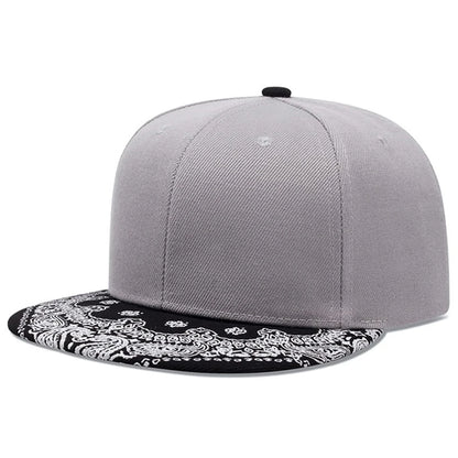 2025 Fashion New Flat Edge Hat Cashew Flower Hat