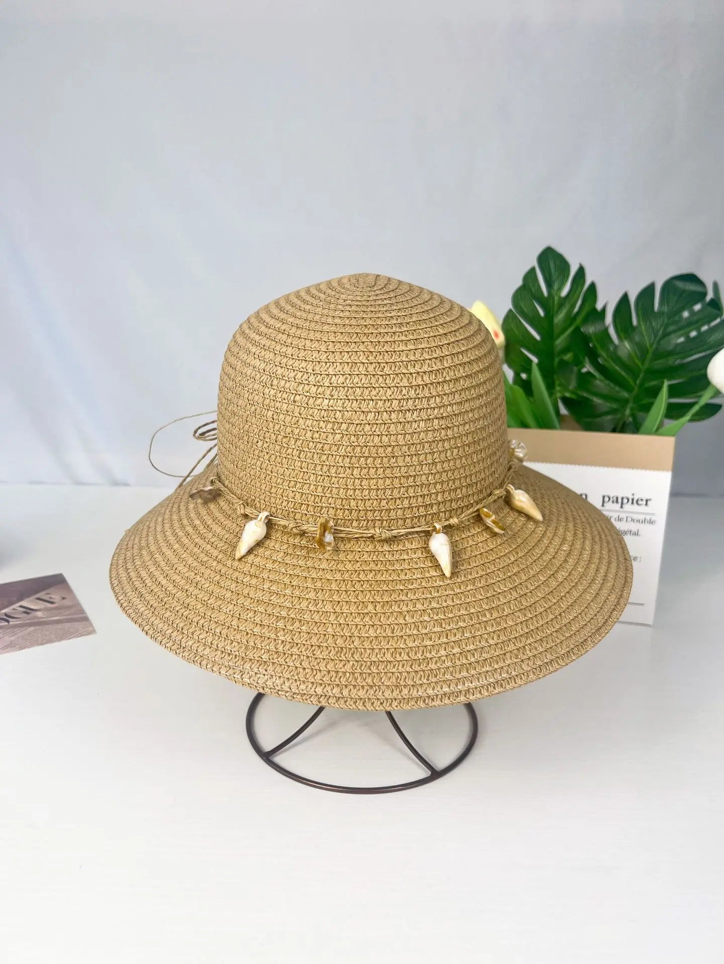 Women Summer Wide Brim Straw Hat Wave Edge Sun Protection