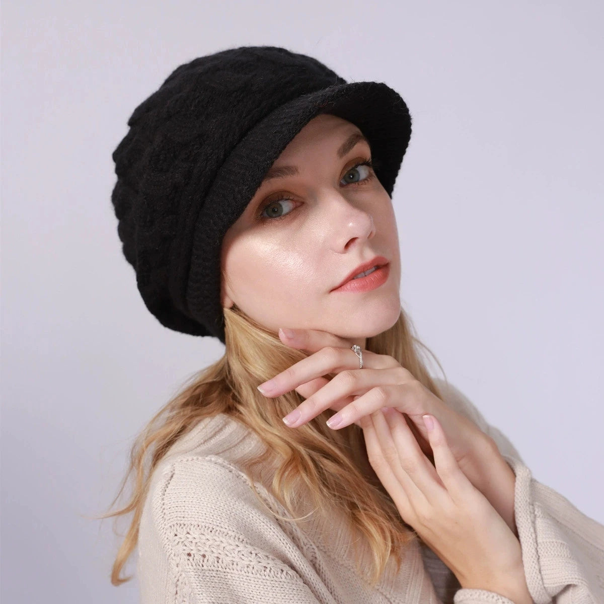 Women's Winter Cable Knit Hat Fashion Beret & Peaked Cap
