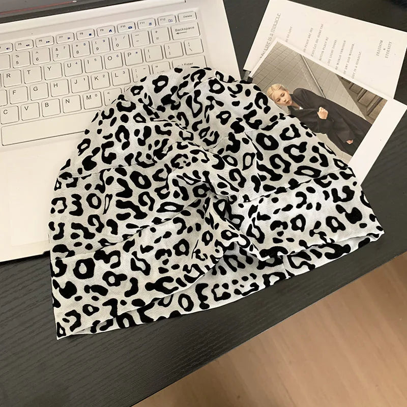 American Leopard Print Pullover Short Brim Stacking Hat