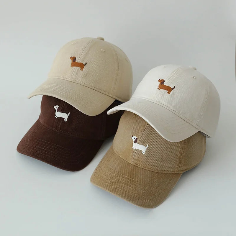 Dachshund Embroidery Baseball Hat Sunscreen Fashion Outdoor Hat Suitable for Men and Women