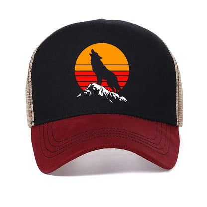 Four Seasons Trucker Cap Men Women Snapback Hip Hop Baseball Cap Sunset Wolf Adjustable Visor Hat Mesh Breathable Hats