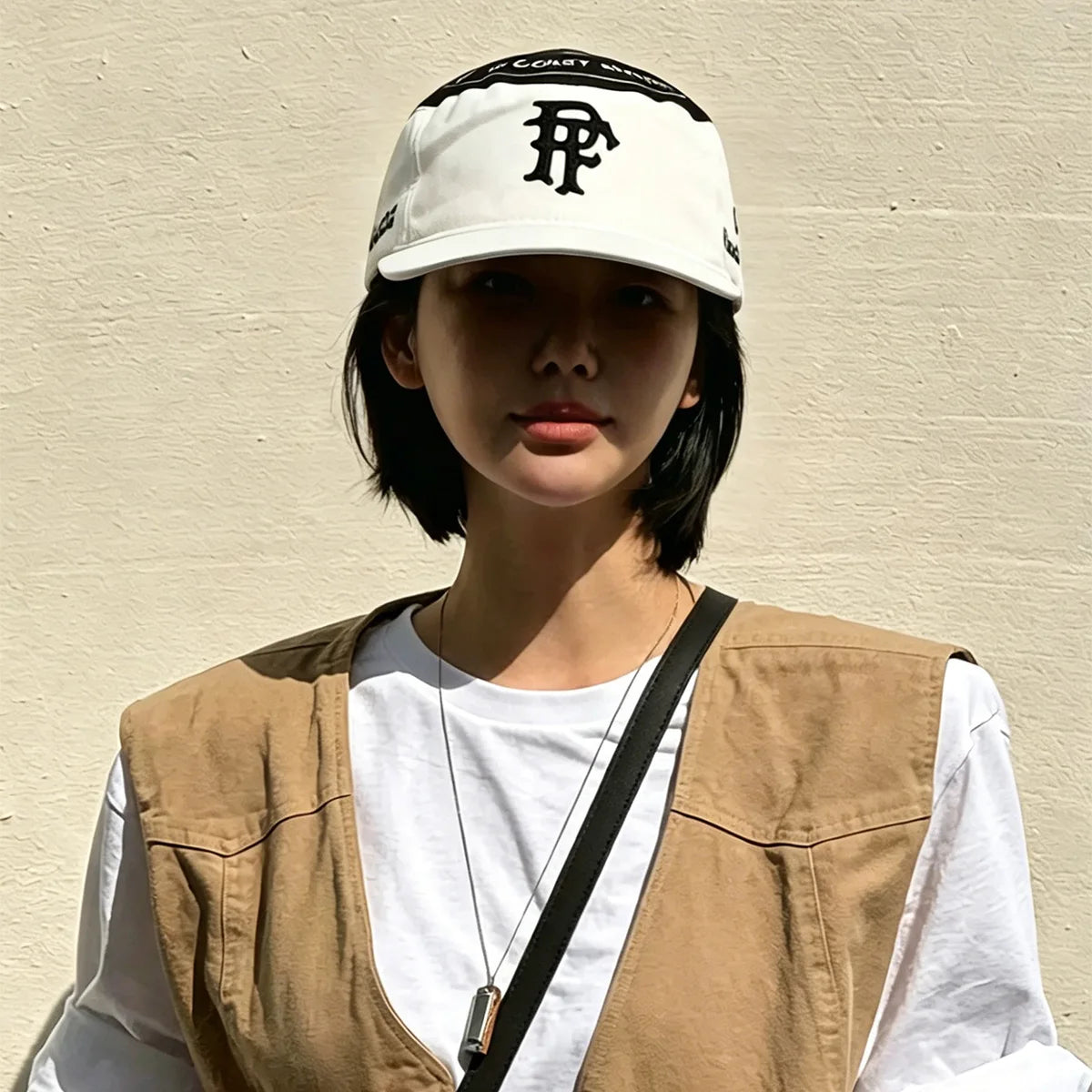 Unisex Personality Letter Embroidery Baseball Caps Spring and Autumn