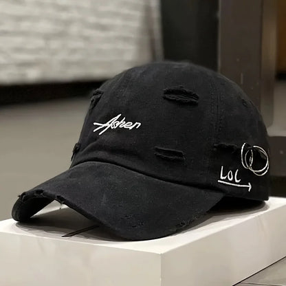 Retro Perforated Duckbill Cap for Men and Women in Spring and Summer Fashion