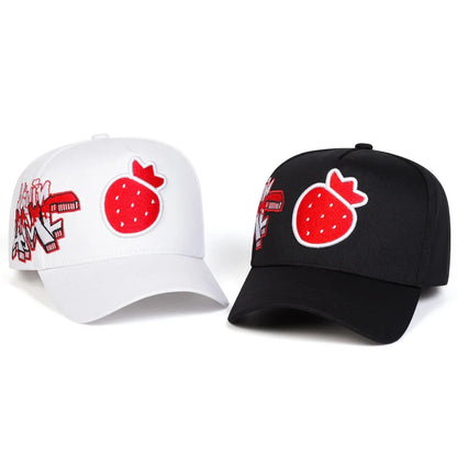 Unisex Strawberry Embroidery Baseball Caps Spring and Autumn