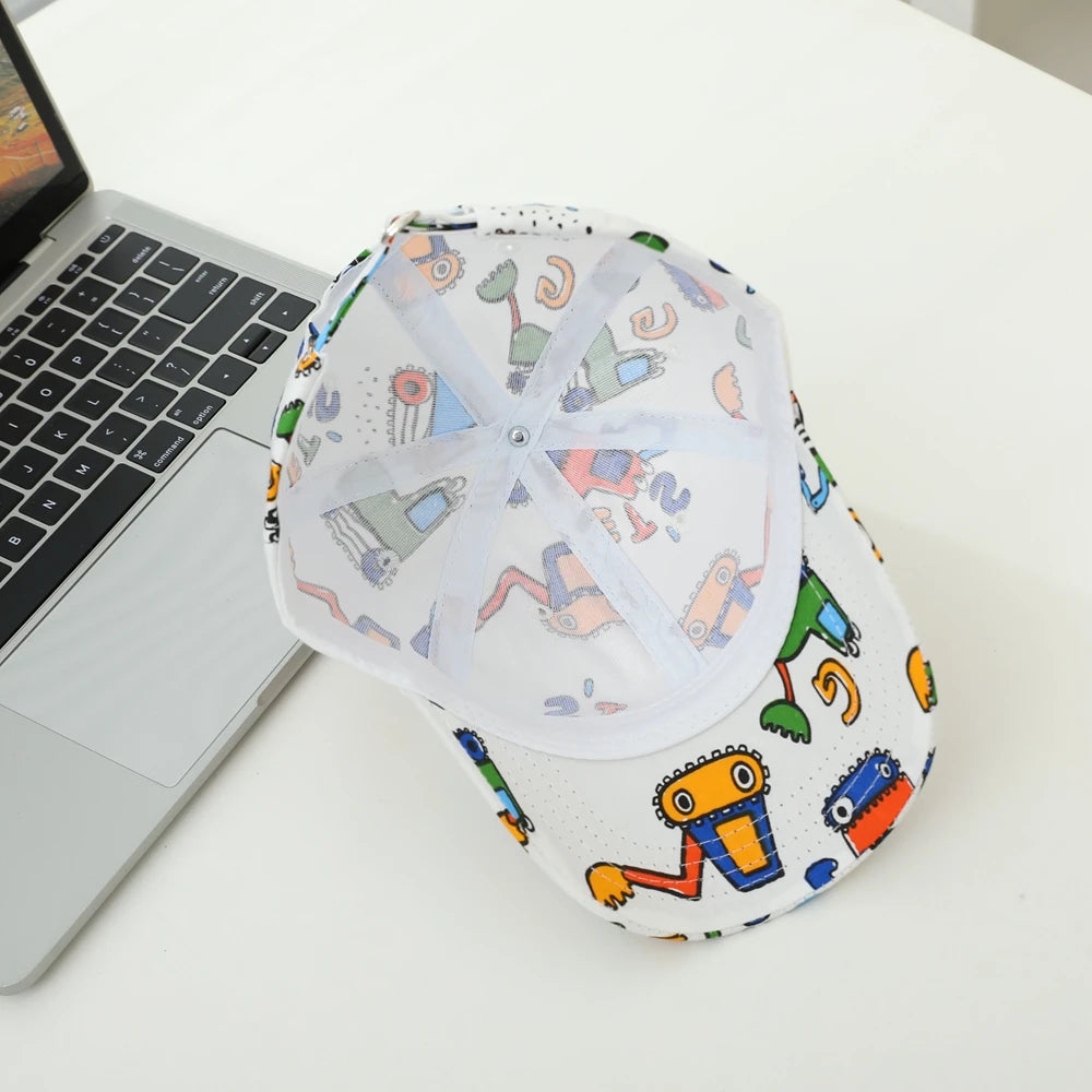 Graffiti Cartoon Pattern Baseball Cap Trendy and Unique For Children Perfect For Wearing At Amusement Parks.
