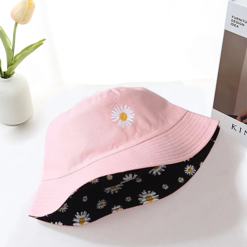 Small Daisy Flowers with Double-sided Fisherman Hat Universal Cotton