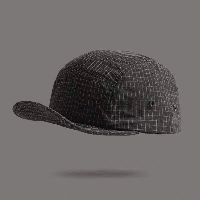 Fashionable Light Board Soft Brimmed Checkered Baseball Cap