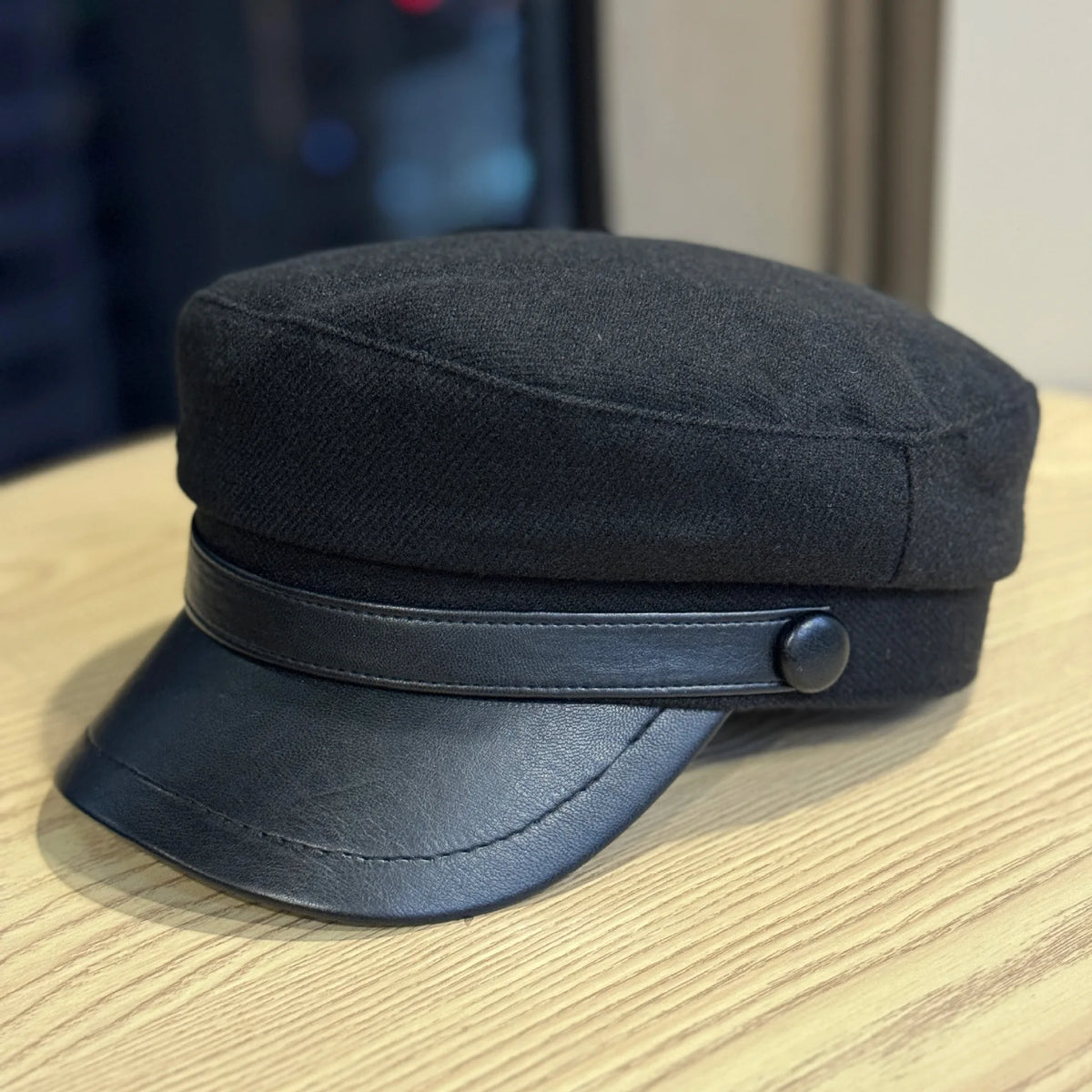2026 Retro Women's Octagon Hat PU Leather & Wool Blend Newsboy Cap