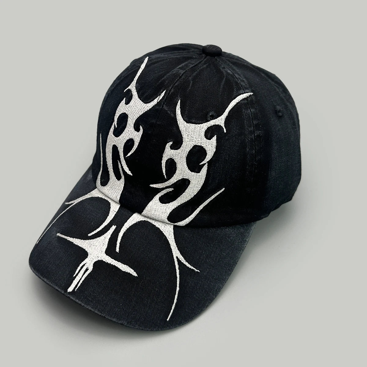 American Embroidered Flame Double-Edged Blade Baseball Hats