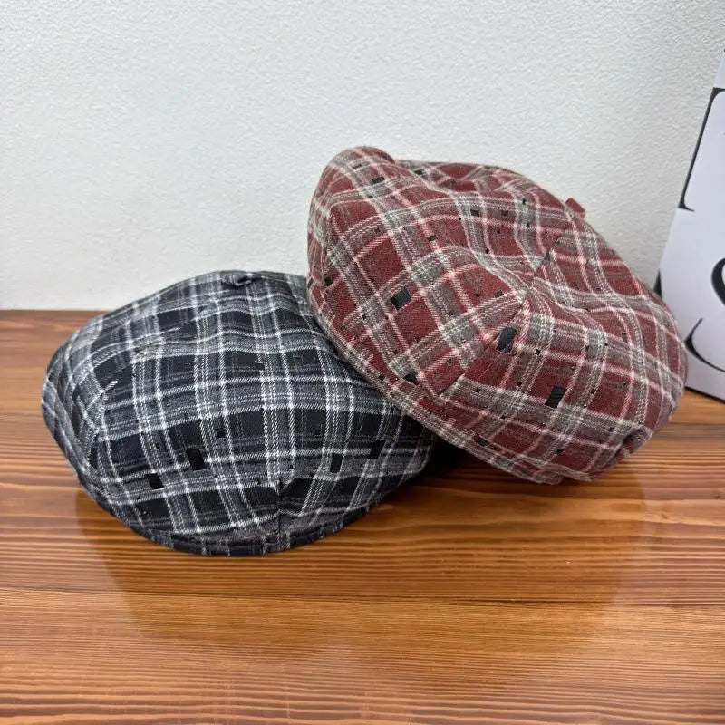 Hot Sale Retro Contrasting Color Plaid Berets For Women