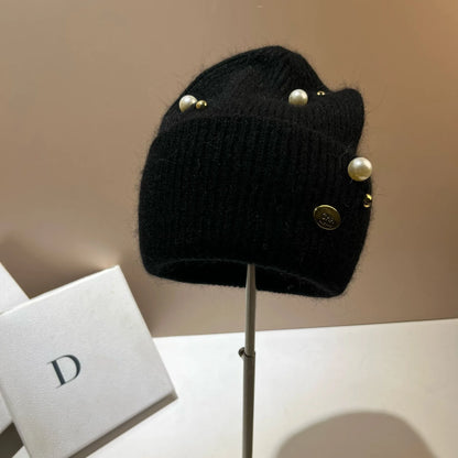 Designer Pearls Brooch Knitted Hat Women Luxury