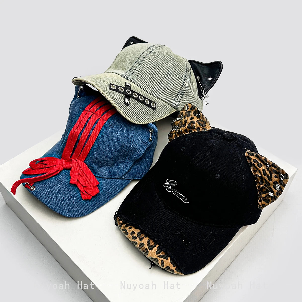 Unisex Street Style Rivet Leopard Print Baseball Cap