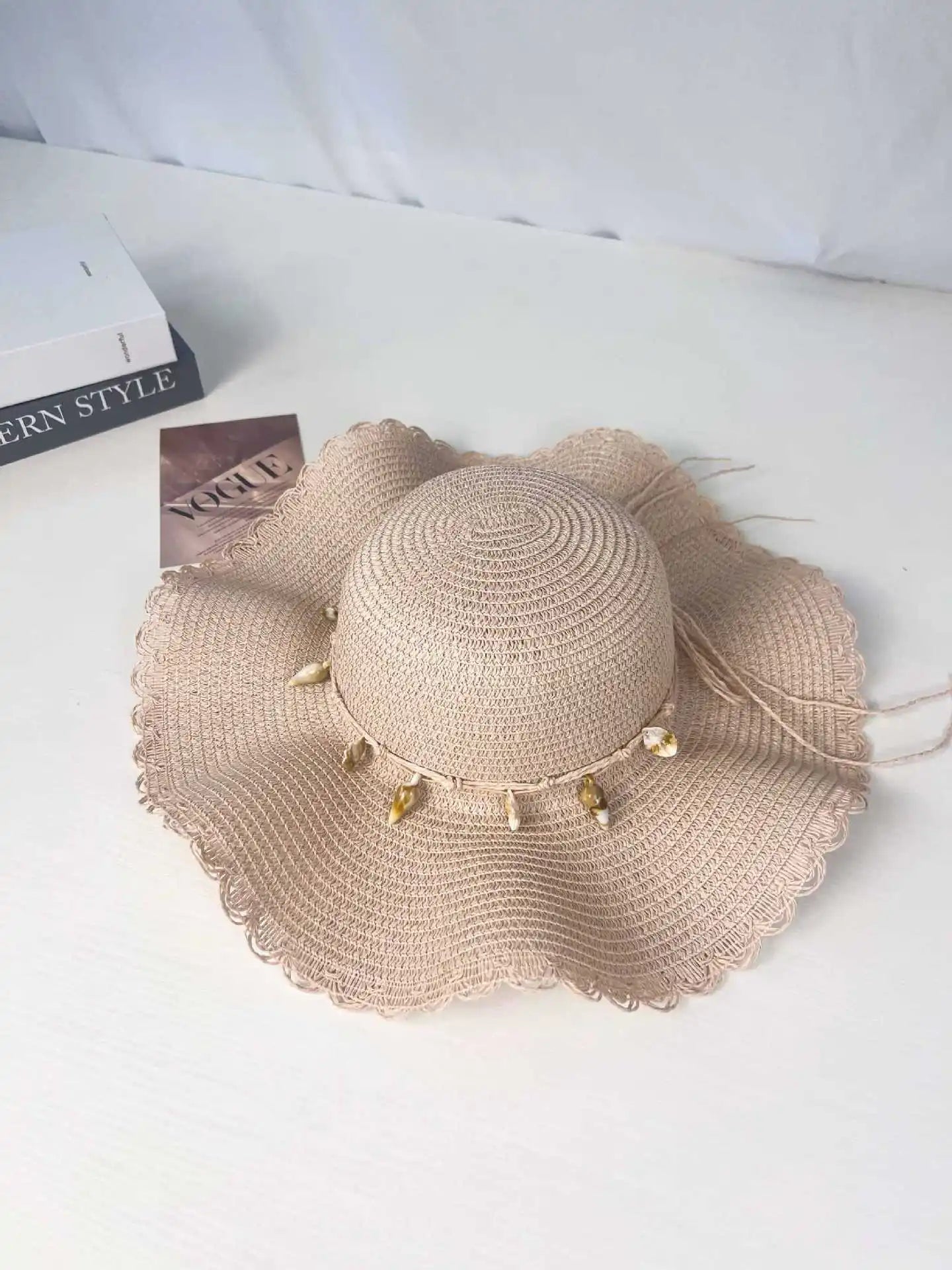 Women Summer Wide Brim Straw Hat Wave Edge Sun Protection