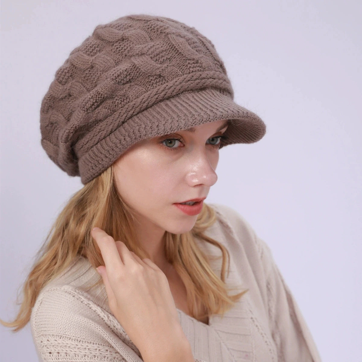Women's Winter Cable Knit Hat Fashion Beret & Peaked Cap