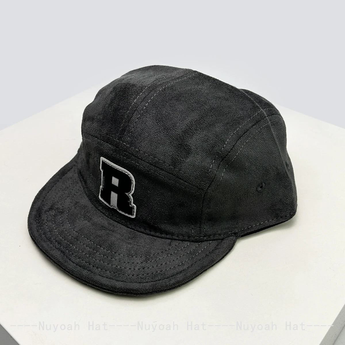 New Korean Patch R Letter Baseball Hats Flat Eave Versatile Suede Peaked Caps Niche Fashion Retro Simple