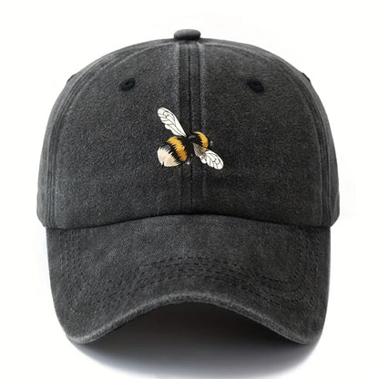 Cartoon Bee Patterned Baseball Cap with Lightweight Curved Brim Suitable for Outdoor Camping