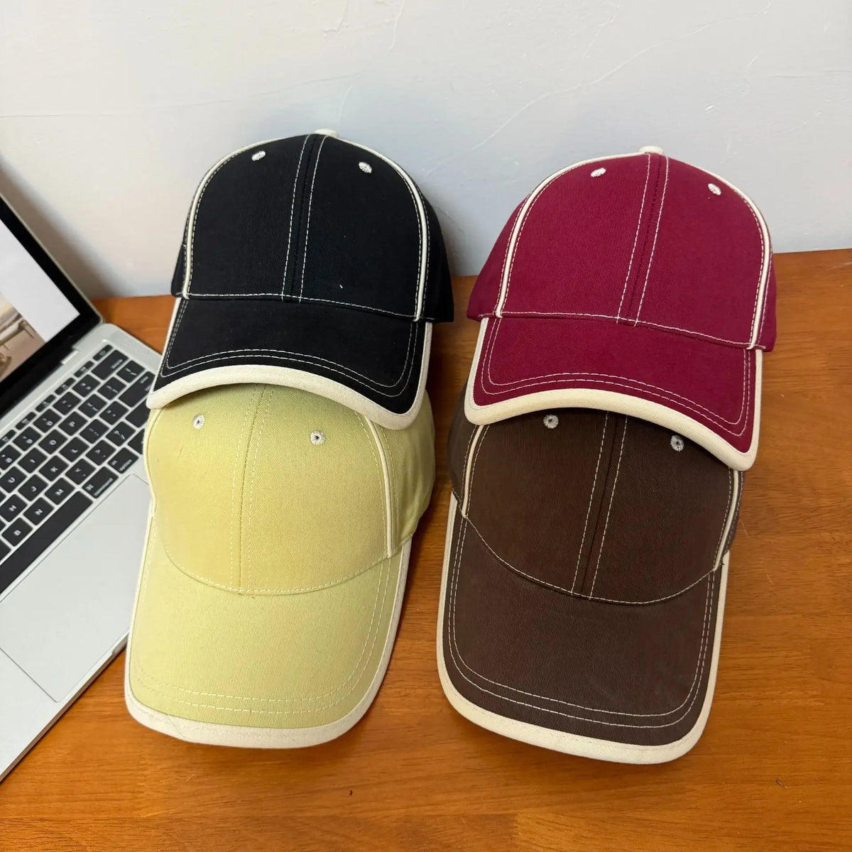 Korean Light Plate Contrasting Color Baseball Cap Fashion Shows Small Face