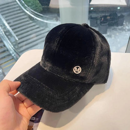 M-Letter Versatile Baseball Cap for Autumn and Winter