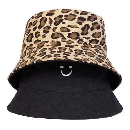 Unisex Smiling Leopard Print Double-Sided Bucket Hats Fishermen Caps