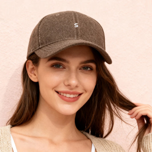 Hat with a Large Head Circumference That Makes the Face Look Smaller, Hard-Brimmed Baseball Cap for Women