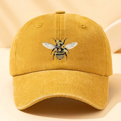 A Fashionable Bee Print Baseball Cap That is Versatile for Outdoor Leisure