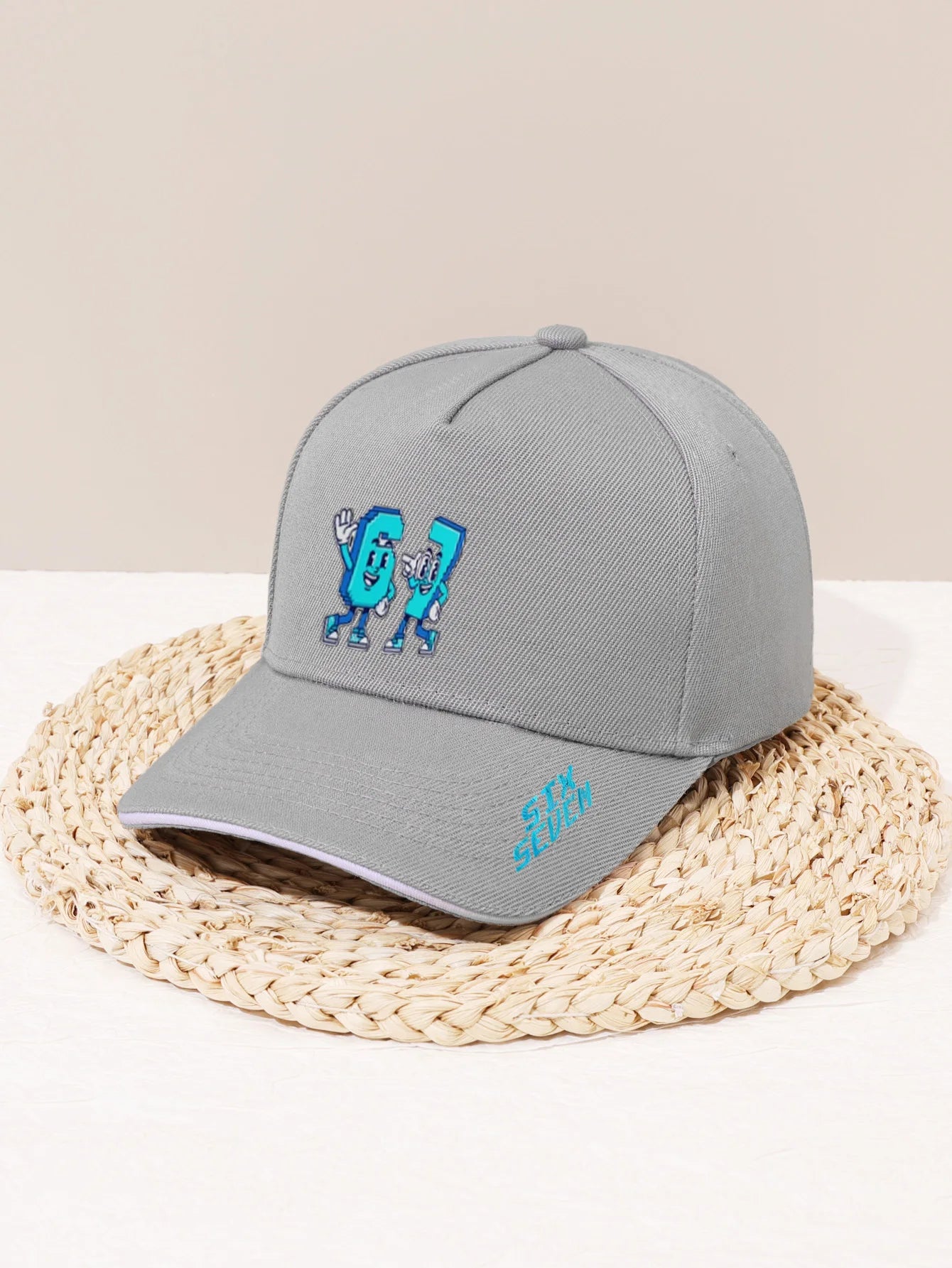 1 Piece of 67-Pixel Cartoon Patterned Cool Baseball Cap