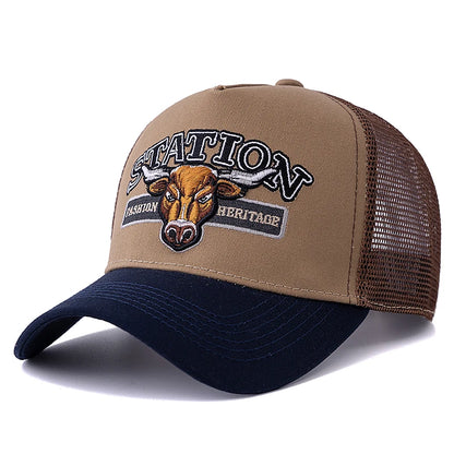 Unisex Summer Breathable Mesh Trucker Hat Bulls Head Pattern Baseball Cap For Men And Women