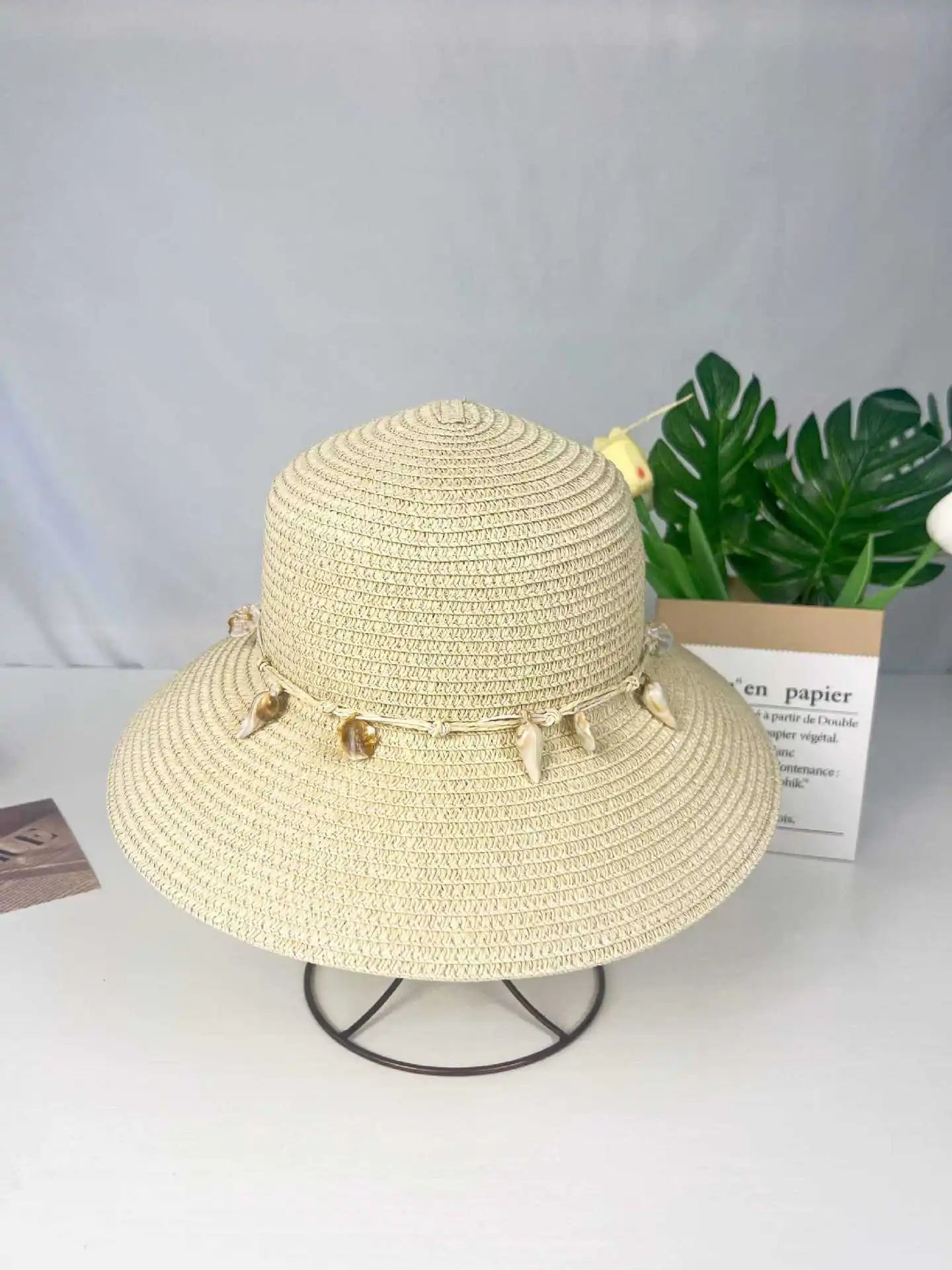 Women Summer Wide Brim Straw Hat Wave Edge Sun Protection