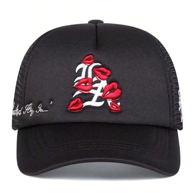 Fashionable Simple Baseball Hat LA Lipprint Embroidered Mesh Hat