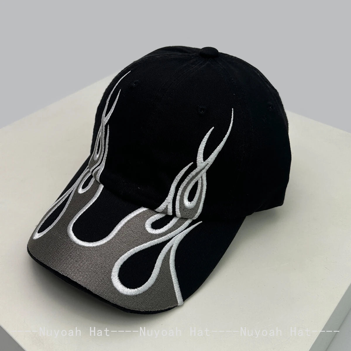 Flame Double-Edged Blade Baseball Hats
