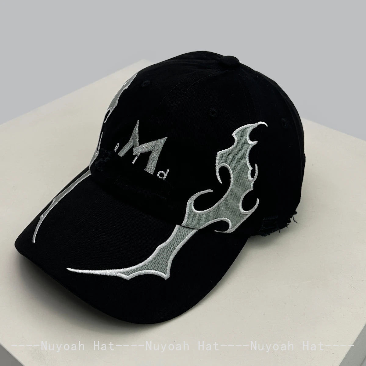 Flame Double-Edged Blade Baseball Hats