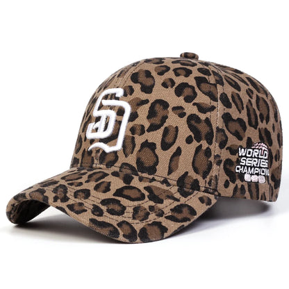 Unisex SD Letter Embroidery Leopard Print Baseball Cap
