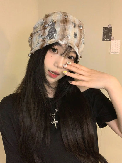 Women's Retro Checked Distressed Beanie