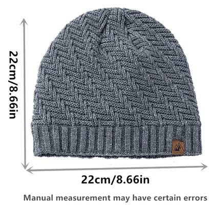 Hot Sale Unisex Peak Labal Winter Hats Fashion Knitted Hats For Men Women