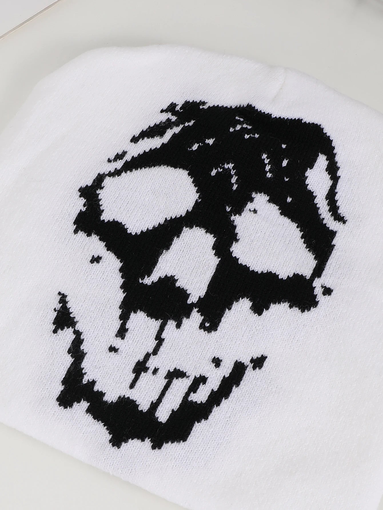European And American Style Trendy Skull Jacquard Knitted Hat