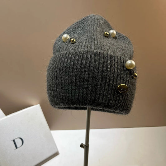 Designer Pearls Brooch Knitted Hat Women Luxury