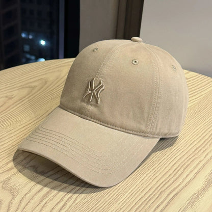 Retro Embroidered Men's And Women's Luxury Designer Soft-Top Baseball Cap