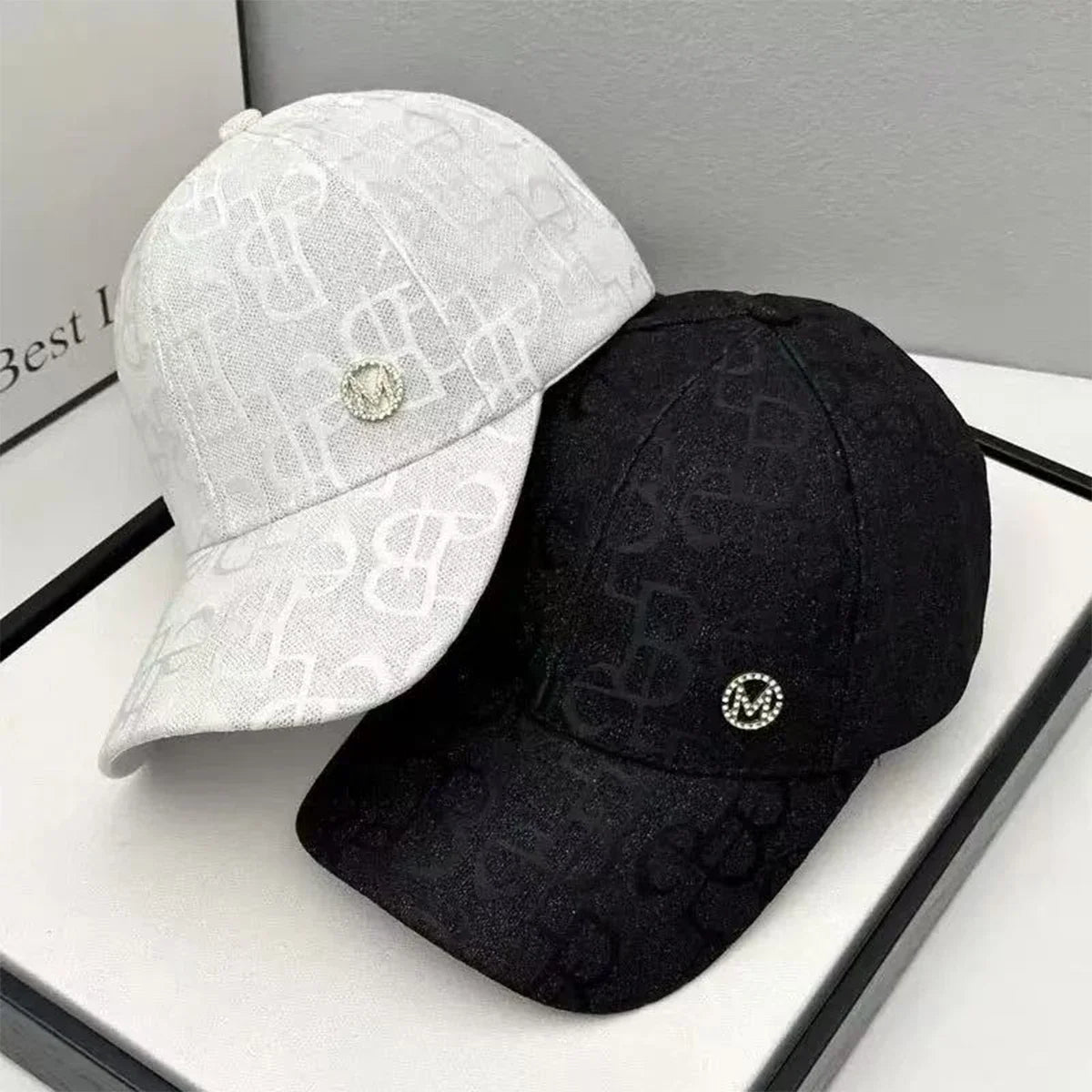 Unisex M Water Drill Label Baseball Caps Outdoor Adjustable Casual Hats Sunscreen Hat Sports Cap