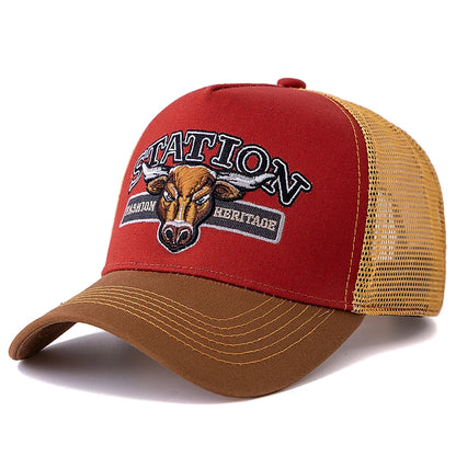 Unisex Summer Breathable Mesh Trucker Hat Bulls Head Pattern Baseball Cap For Men And Women